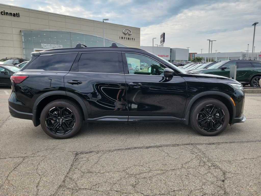 Certified 2026 INFINITI QX60 Sport w/ Dark Cargo Package AWD/4WD image 6