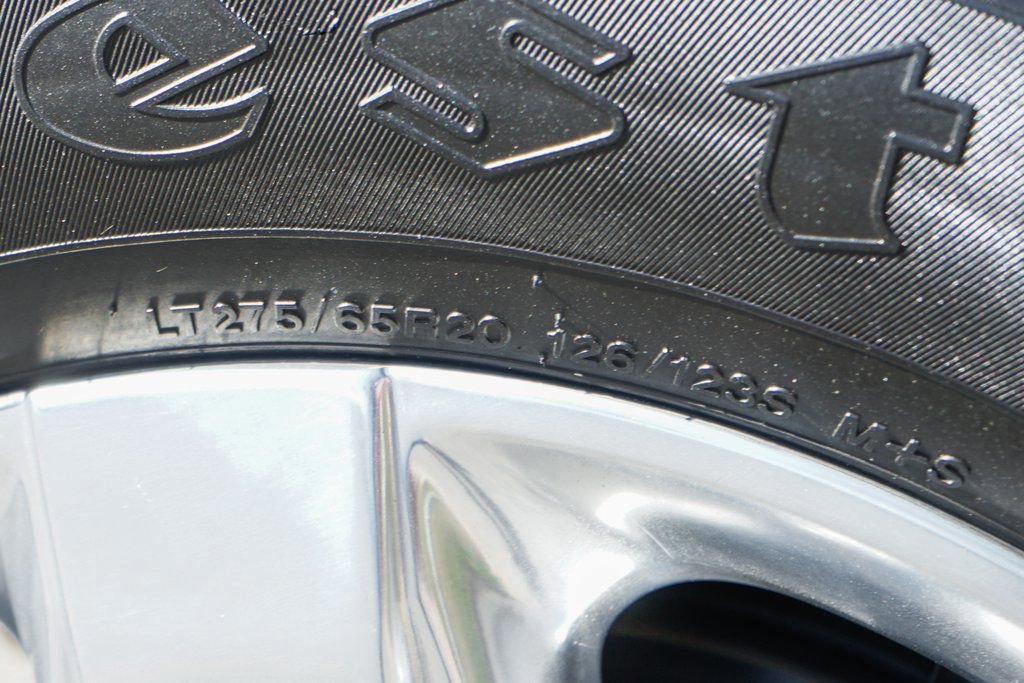 Used 2020 Chevrolet Silverado 2500 LTZ image 37