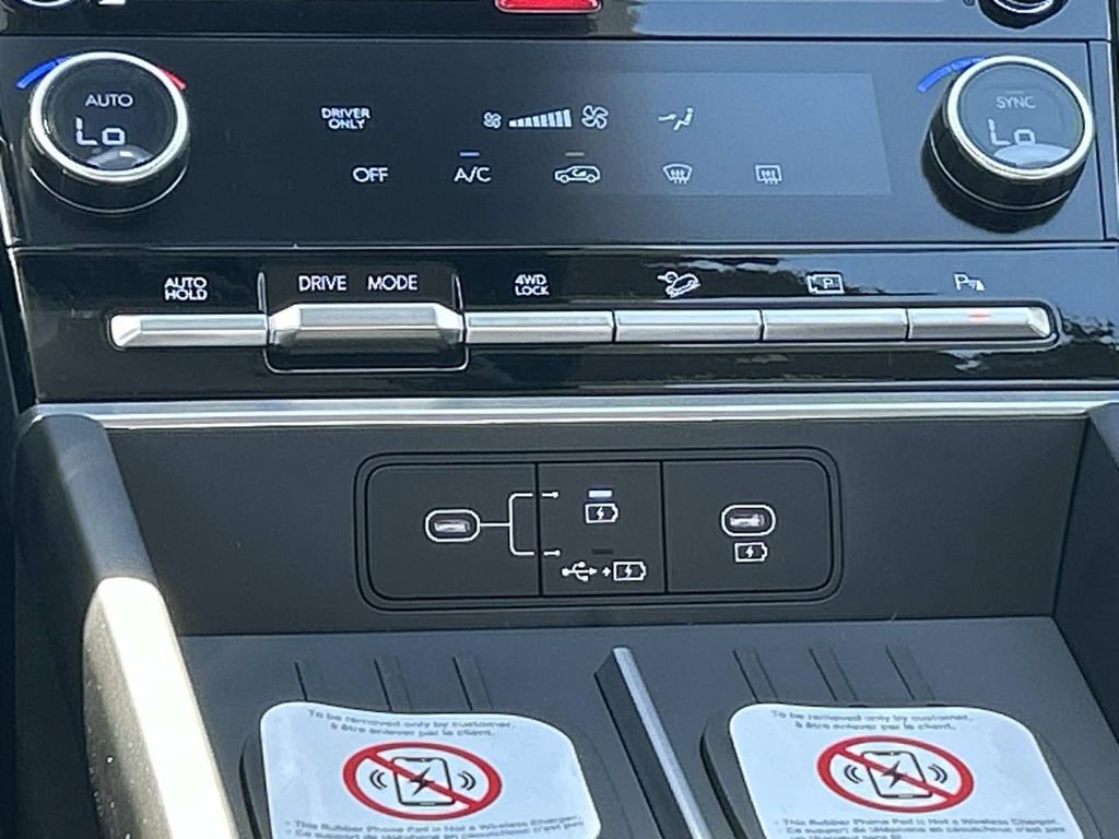 New 2026 Hyundai Santa Fe SE image 25