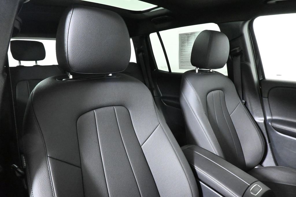 Certified 2026 Mercedes-Benz GLB 250 4MATIC image 34