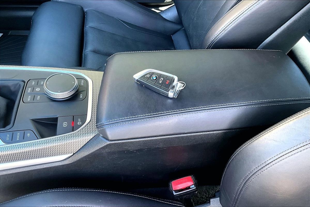 Used 2021 BMW M4 Coupe w/ Executive Package image 36