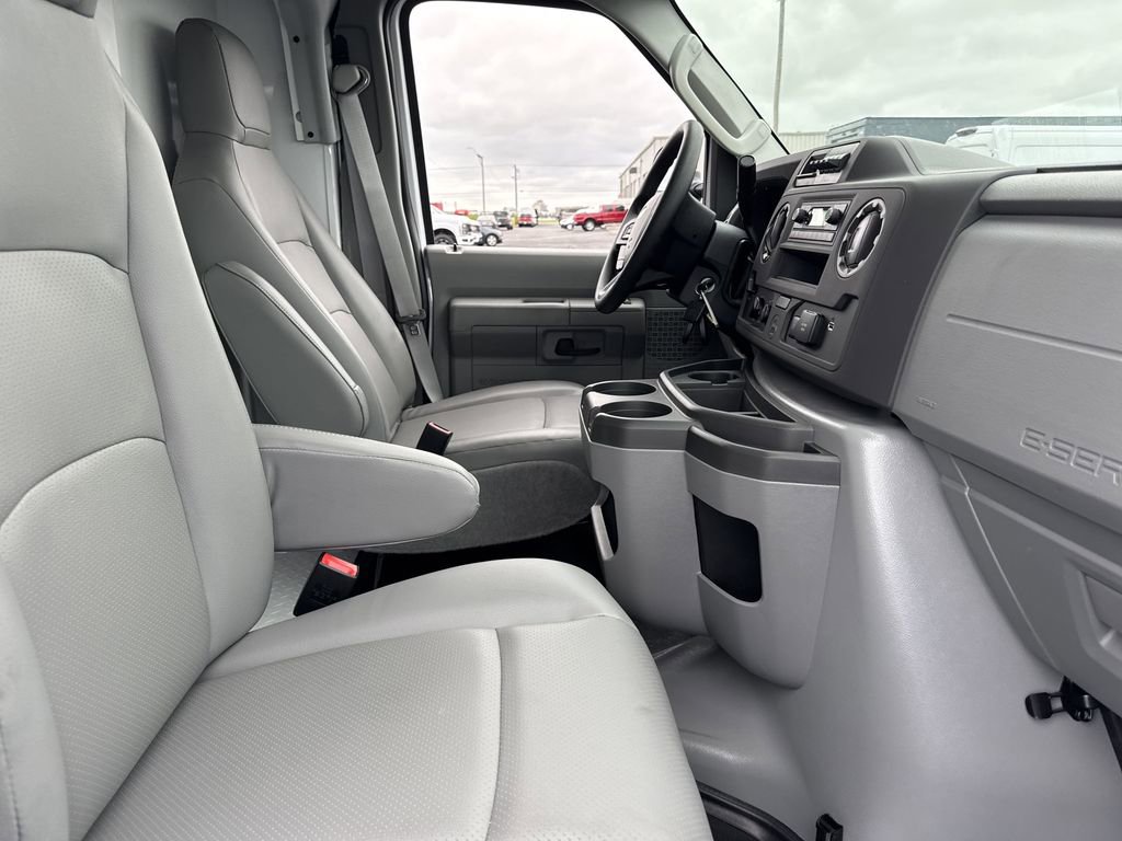 New 2026 Ford E-350 and Econoline 350 Super Duty w/ Power Equipment Group RWD image 15