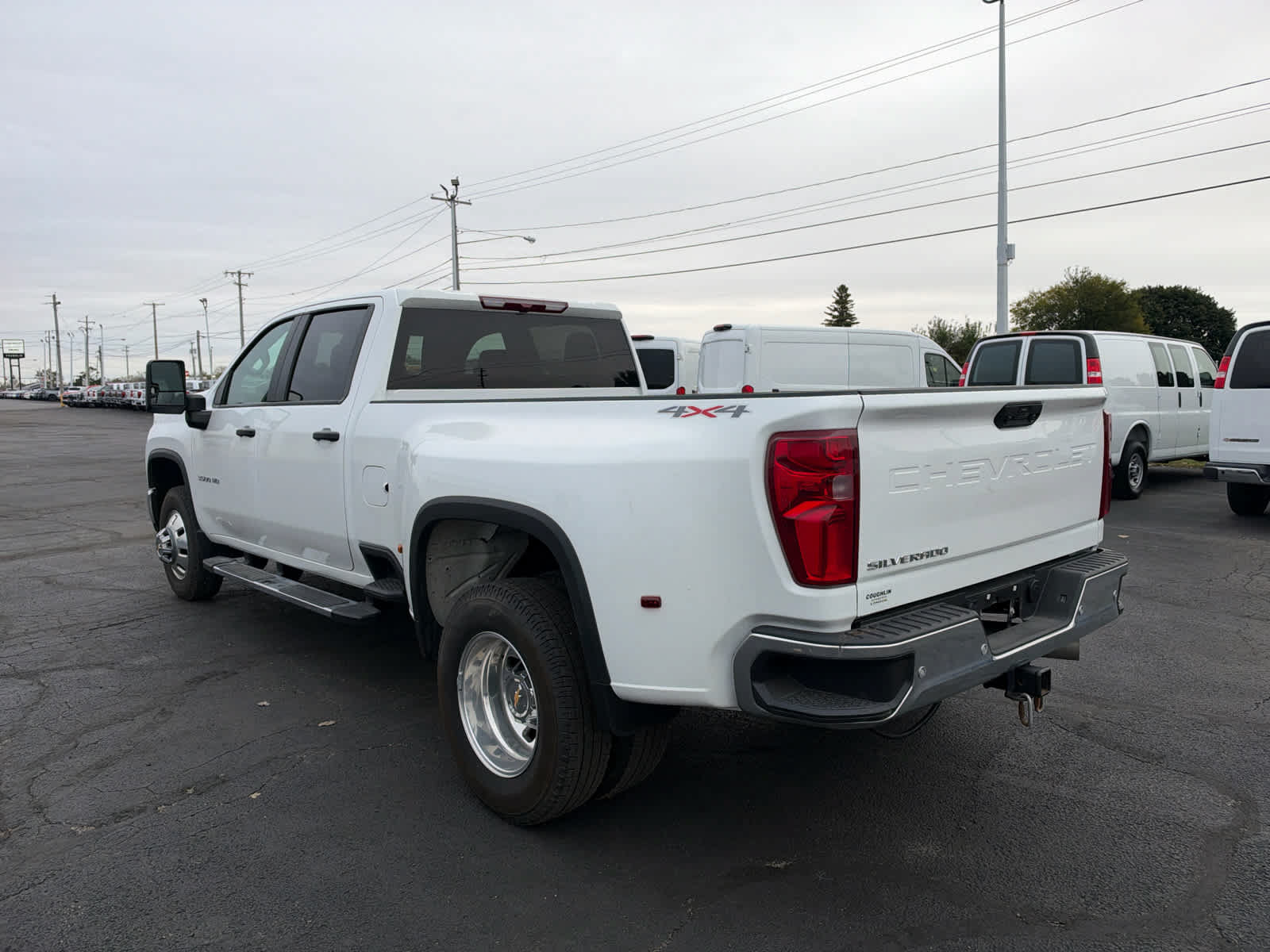 Certified 2026 Chevrolet Silverado 3500 W/T w/ WT/CX Safety Package AWD/4WD image 3