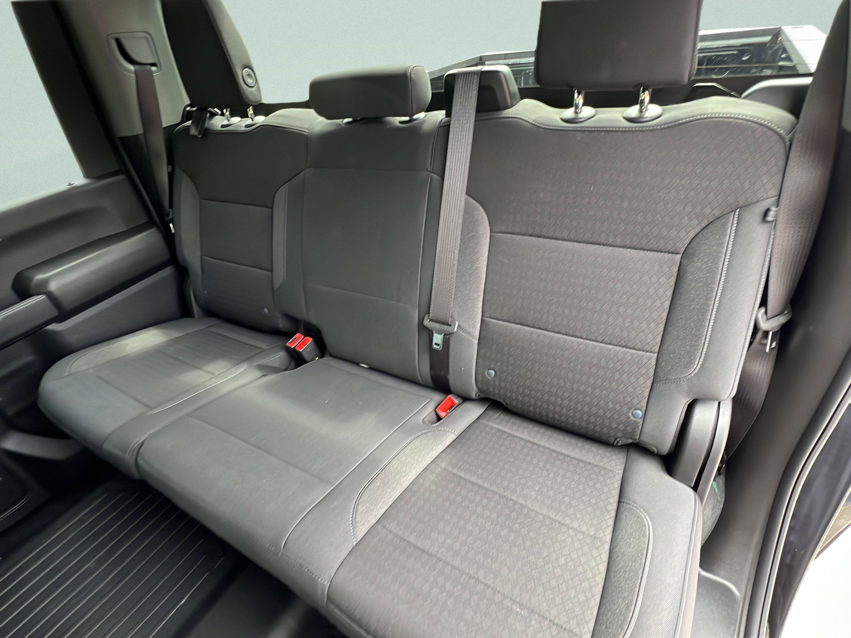 Used 2025 Chevrolet Silverado 2500 Custom w/ Custom Value Package AWD/4WD image 13