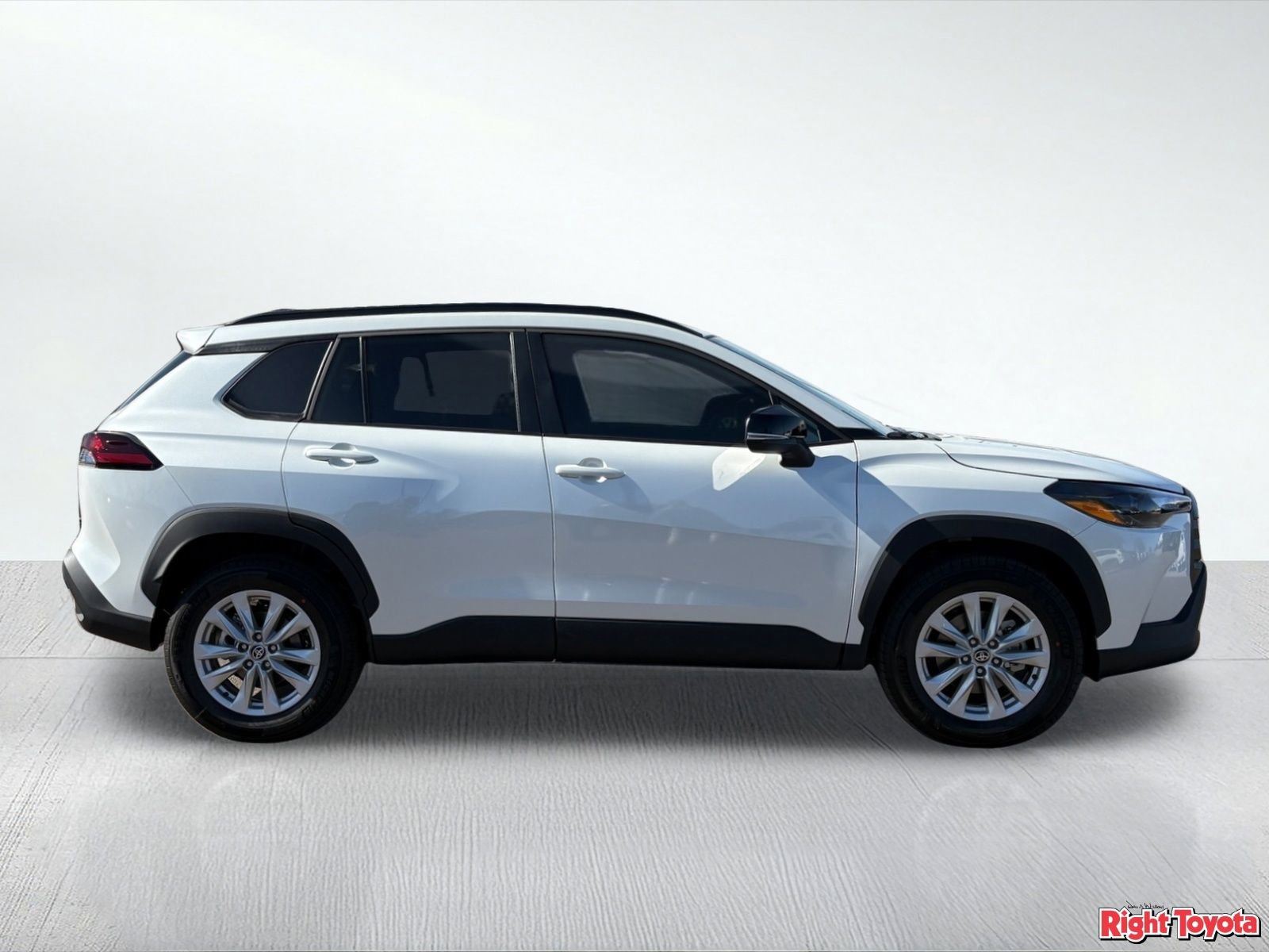 New 2026 Toyota Corolla Cross LE FWD image 8
