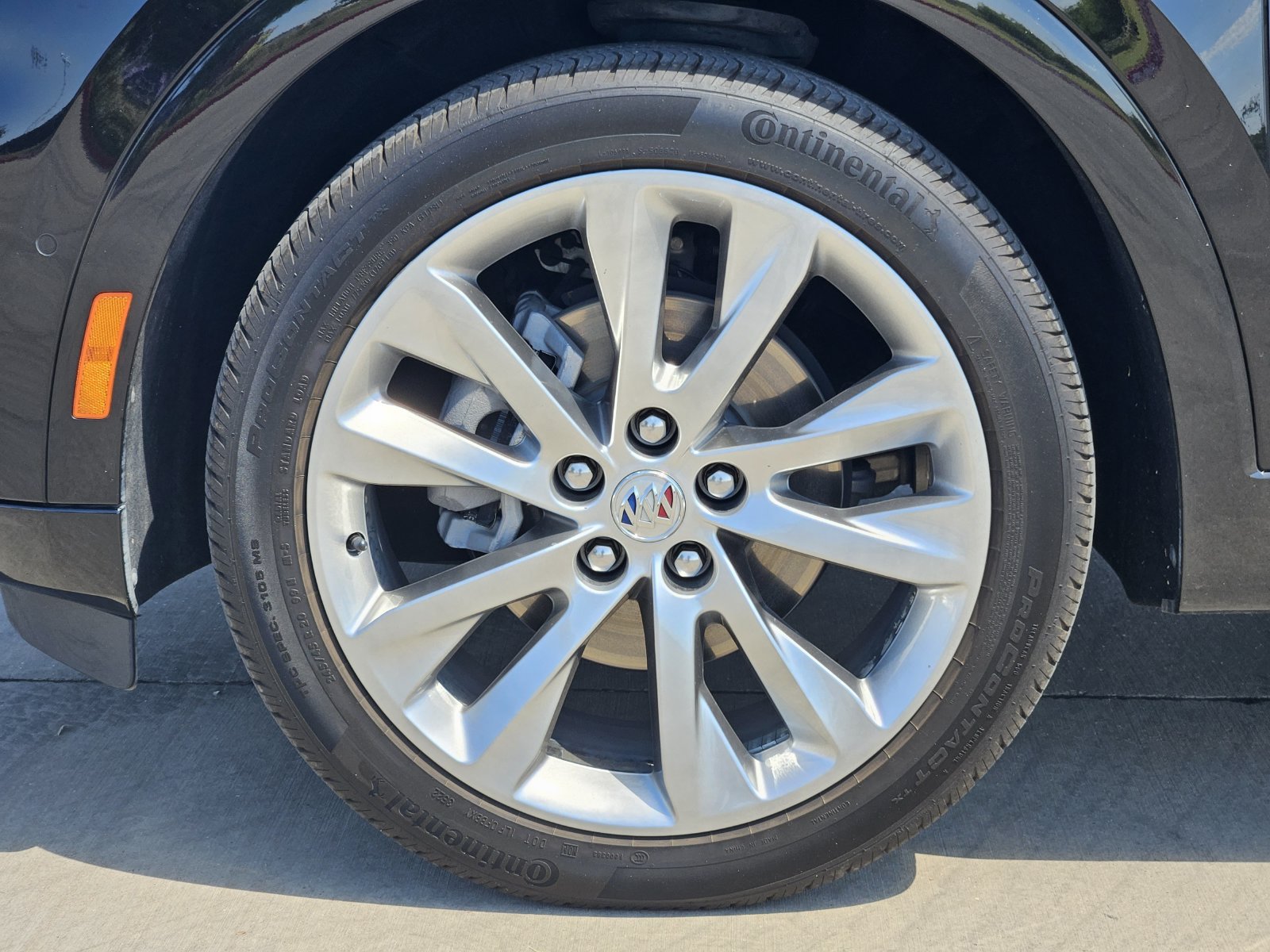 Used 2023 Buick Envision Avenir FWD image 13