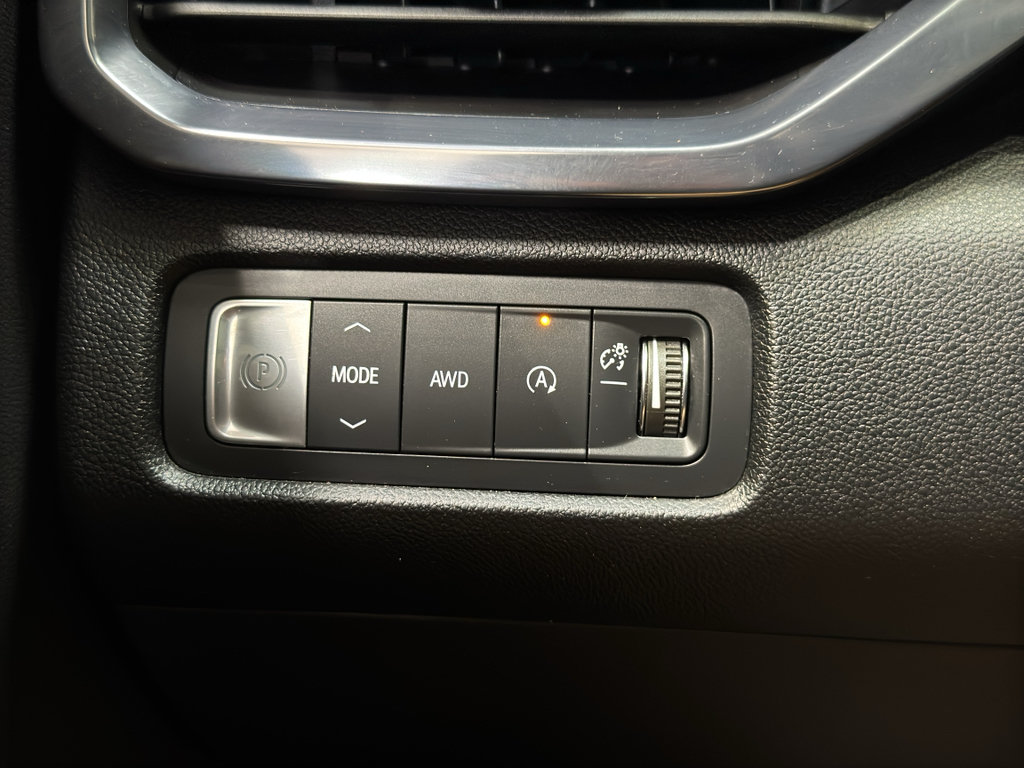 Used 2024 GMC Acadia AT4 w/ Super Cruise Package AWD/4WD image 33