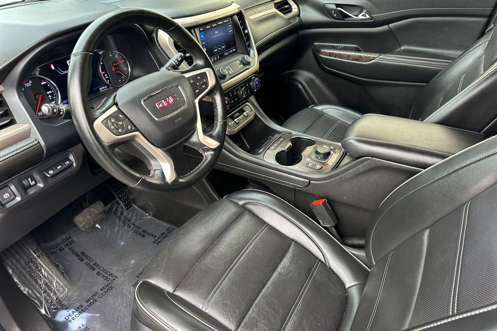 Certified 2023 GMC Acadia Denali image 10