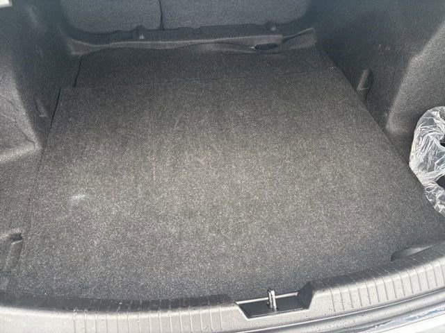 Used 2023 Chevrolet Malibu LT image 35