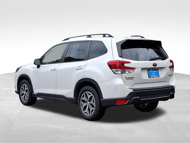 Used 2023 Subaru Forester Premium AWD/4WD image 4