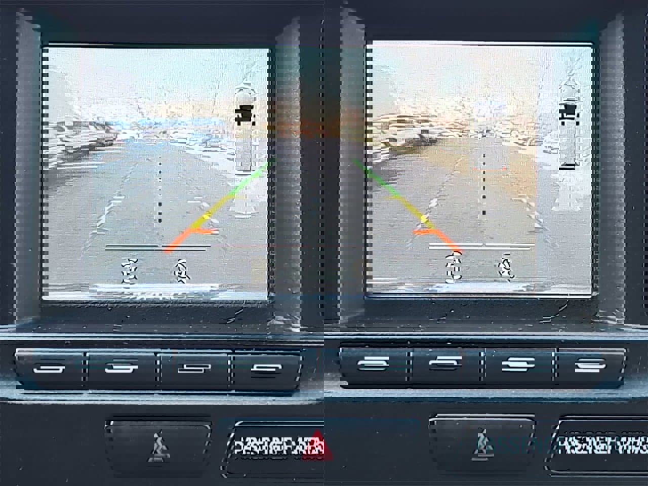 Used 2017 Ford Explorer XLT image 24