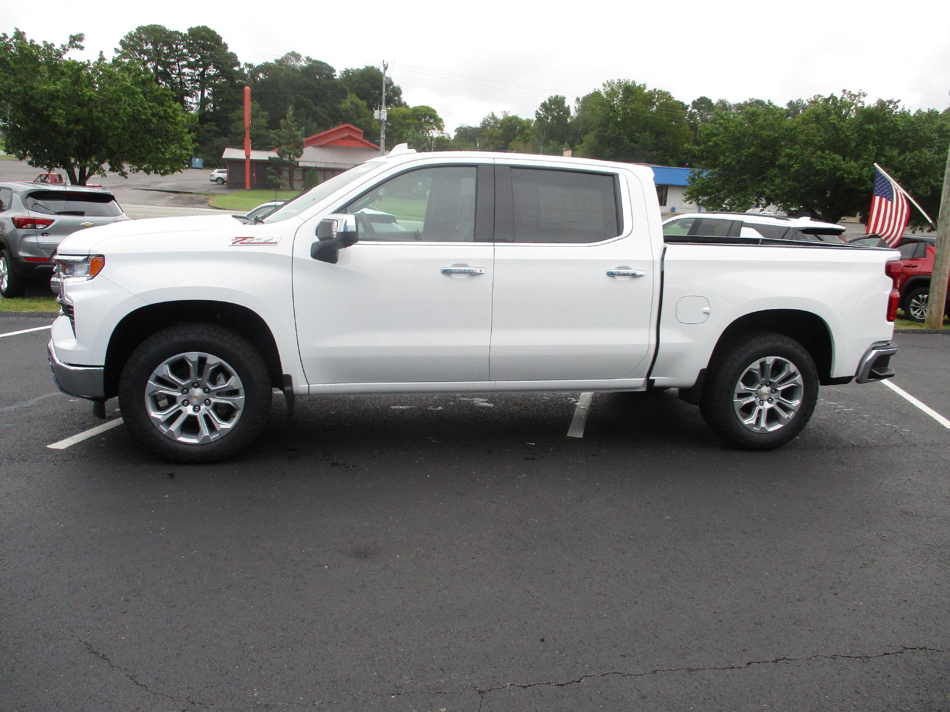 New 2026 Chevrolet Silverado 1500 LTZ w/ LTZ Premium Package image 7