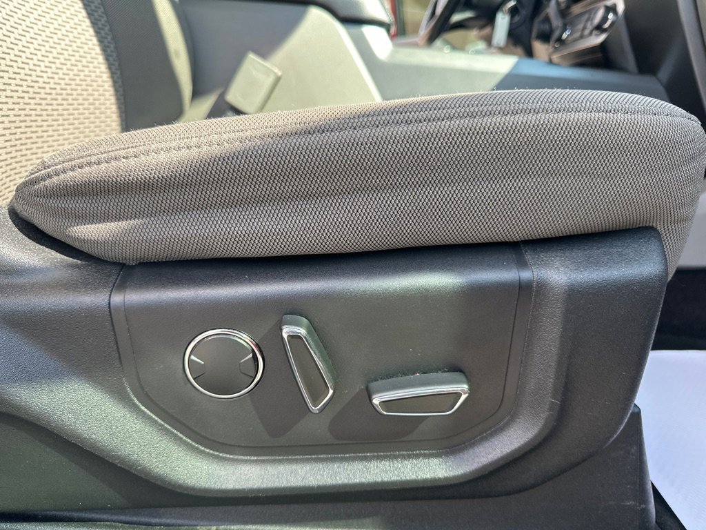 Used 2017 Ford F150 XLT w/ Equipment Group 302A Luxury image 24