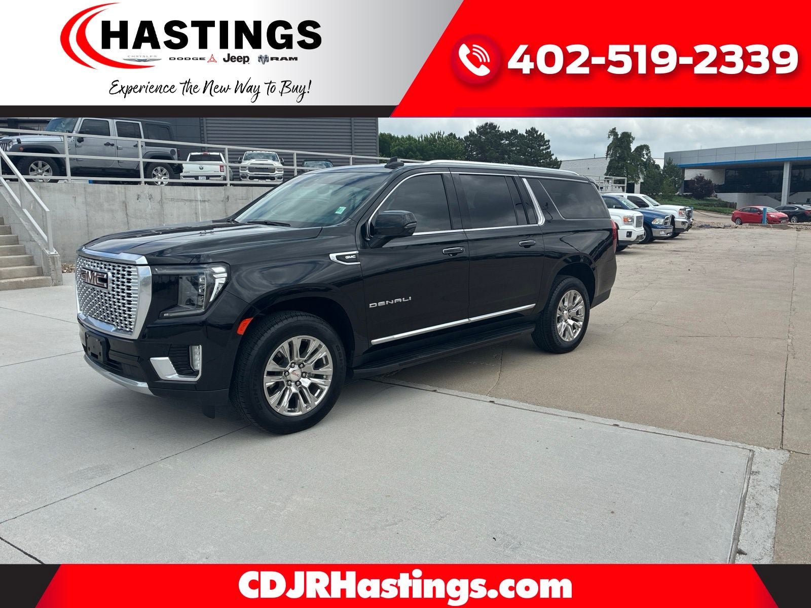 Used 2022 GMC Yukon XL Denali AWD/4WD image 1