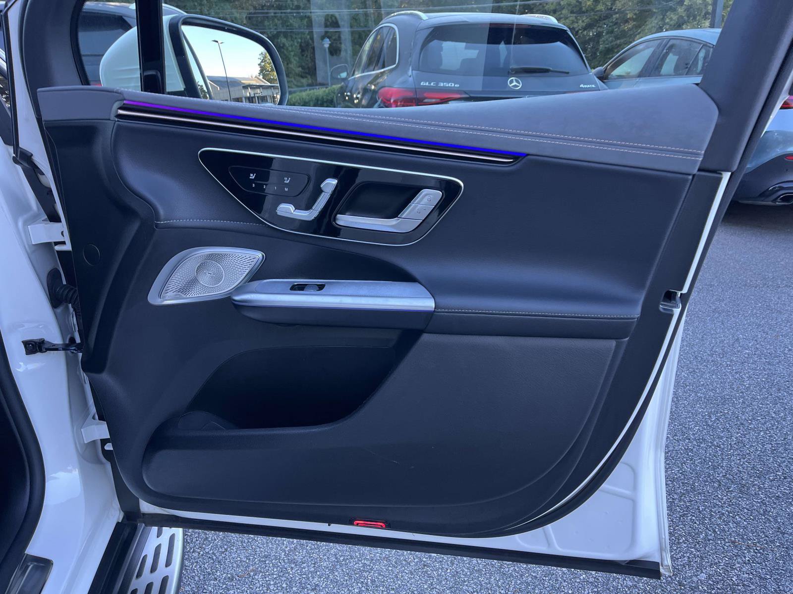 Certified 2023 Mercedes-Benz EQE 500 4MATIC SUV w/ Pinnacle Trim Package image 51