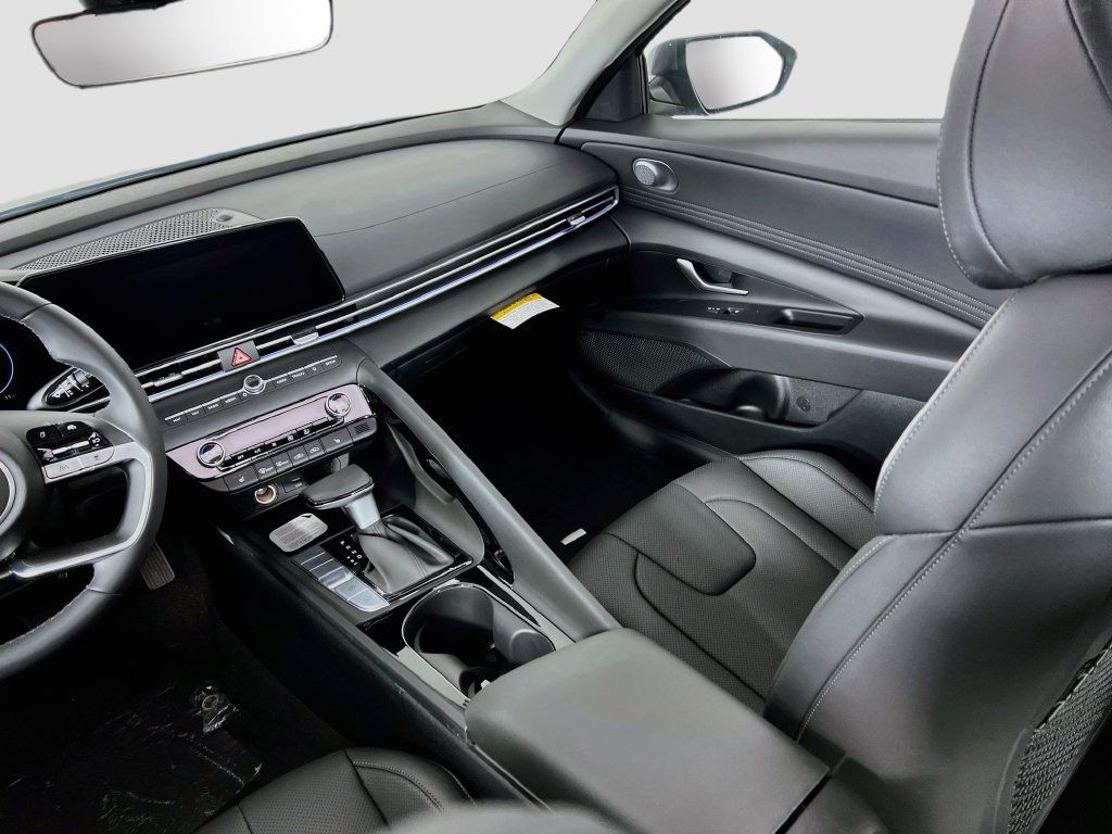 New 2026 Hyundai Elantra Limited FWD image 23