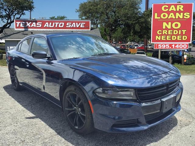 Used 2016 Dodge Charger SE w/ Blacktop Package RWD image 1