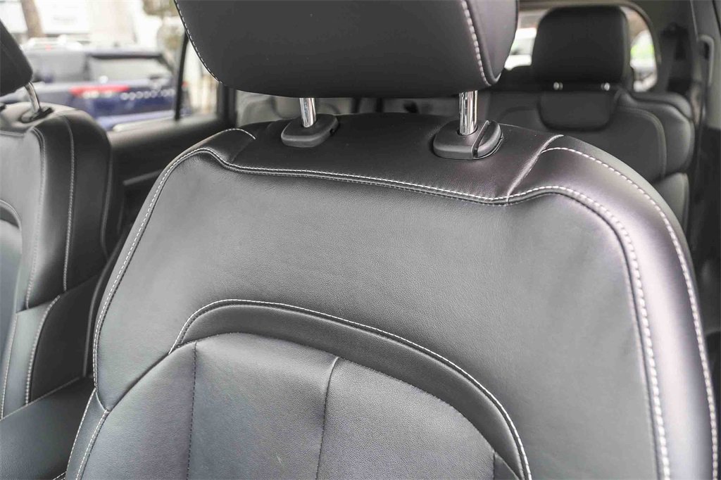 Used 2021 Jeep Grand Cherokee L Limited image 25