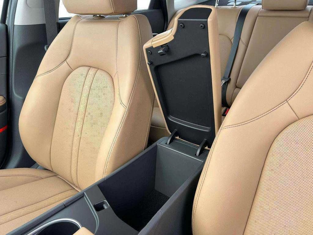 New 2025 Hyundai Sonata Limited image 18