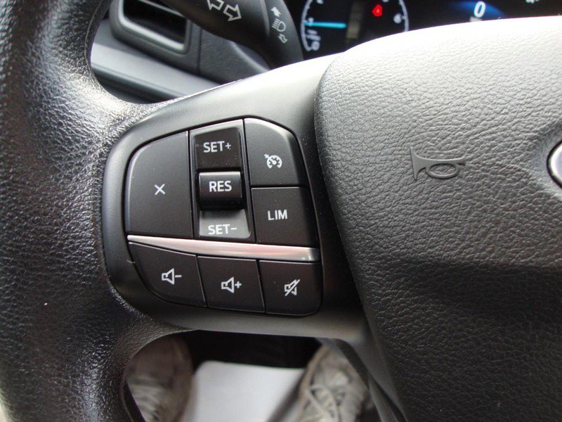 Used 2023 Ford Transit 350 XLT image 13