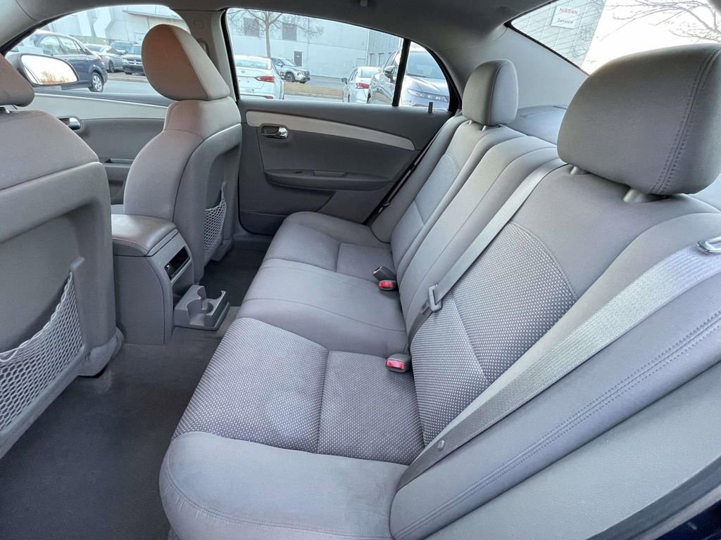 Used 2011 Chevrolet Malibu LS image 10