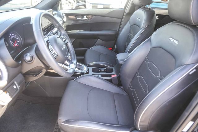 Used 2023 Kia Forte GT-Line w/ GT-Line Technology Package image 18