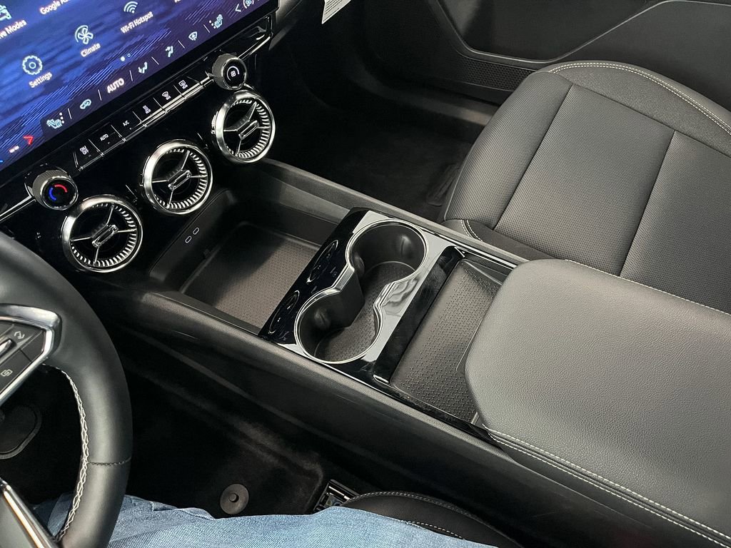 Certified 2025 Chevrolet Blazer EV LT image 24