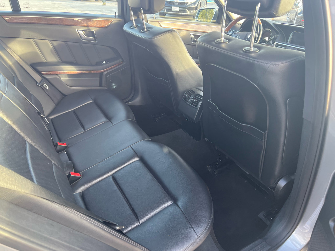 Used 2012 Mercedes-Benz E 350 4MATIC Sedan image 12