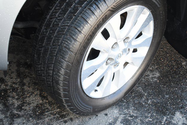Used 2021 Toyota Sequoia Platinum image 11