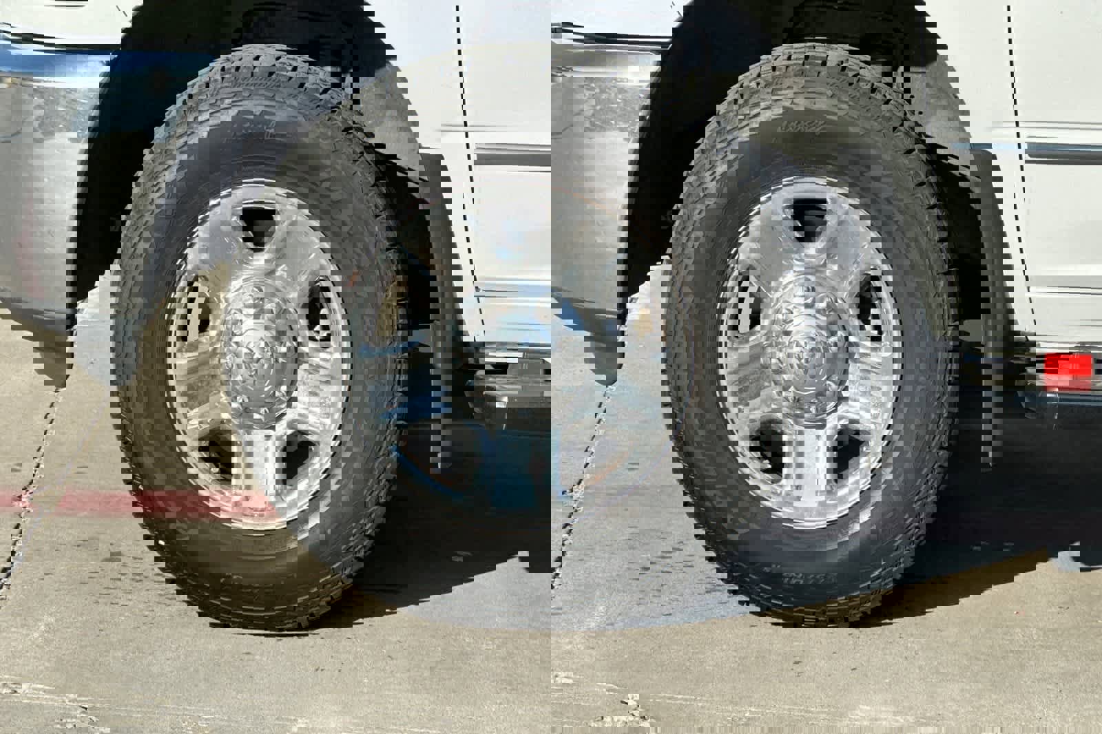 Used 2017 RAM 2500 Tradesman w/ Chrome Appearance Group image 27