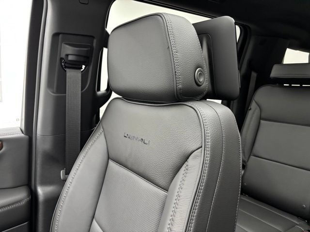 New 2026 GMC Yukon XL Denali w/ Denali Reserve Package AWD/4WD image 50