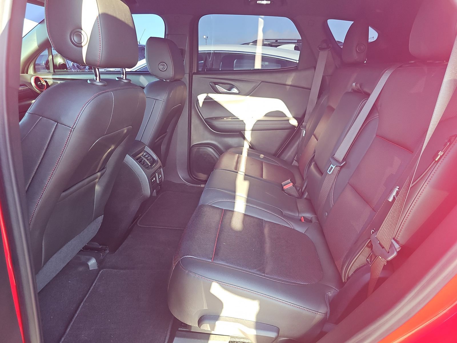 Used 2019 Chevrolet Blazer RS FWD image 4