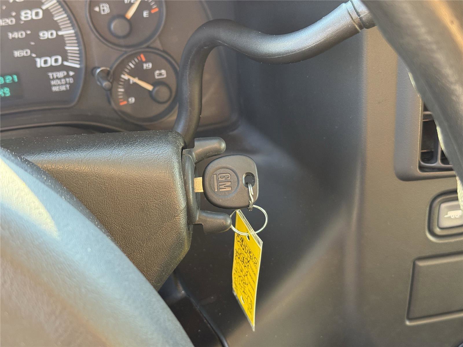 Used 2005 Chevrolet Express 3500 Extended image 21