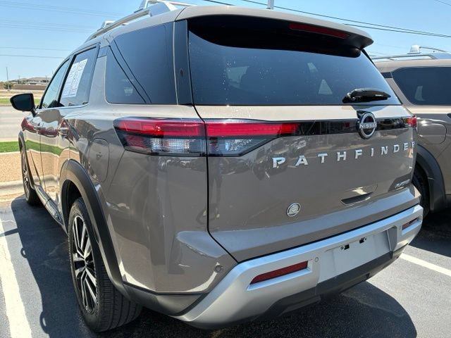 Certified 2023 Nissan Pathfinder Platinum FWD image 4