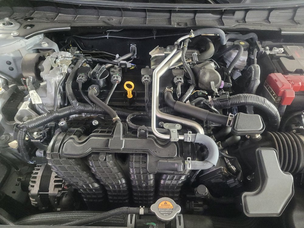 Used 2024 Nissan Altima 2.5 S FWD image 30