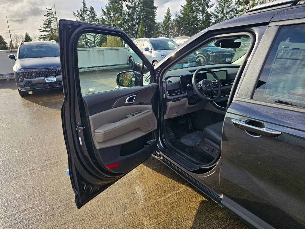 New 2026 Kia Carnival EX image 20