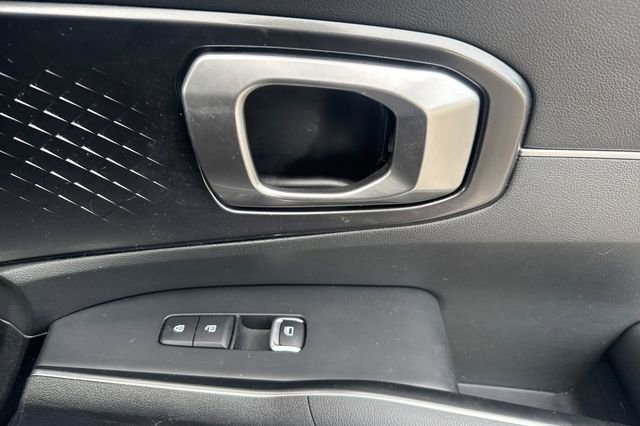 Used 2021 Kia Sorento S FWD image 21