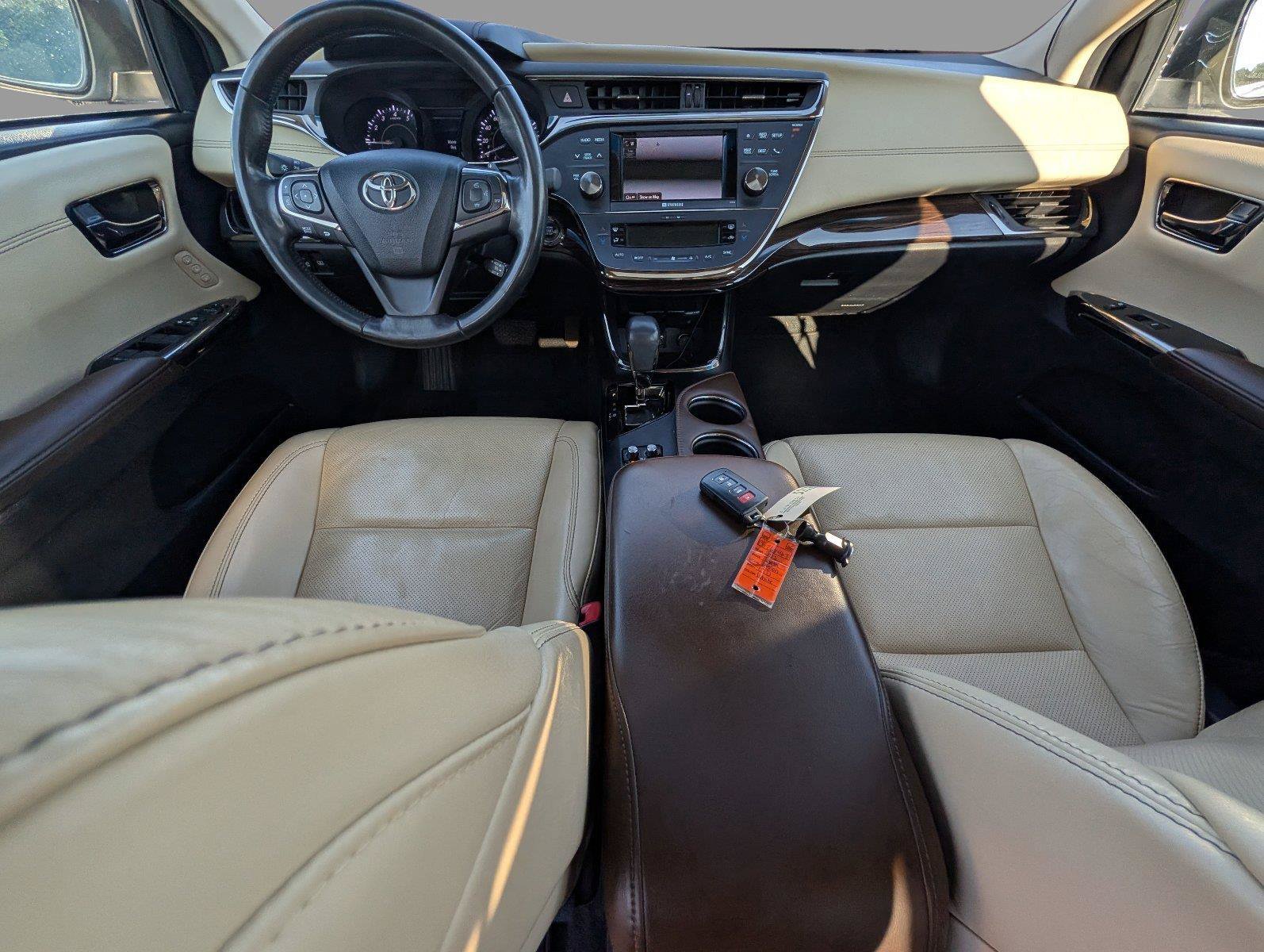 Used 2013 Toyota Avalon Limited FWD image 30