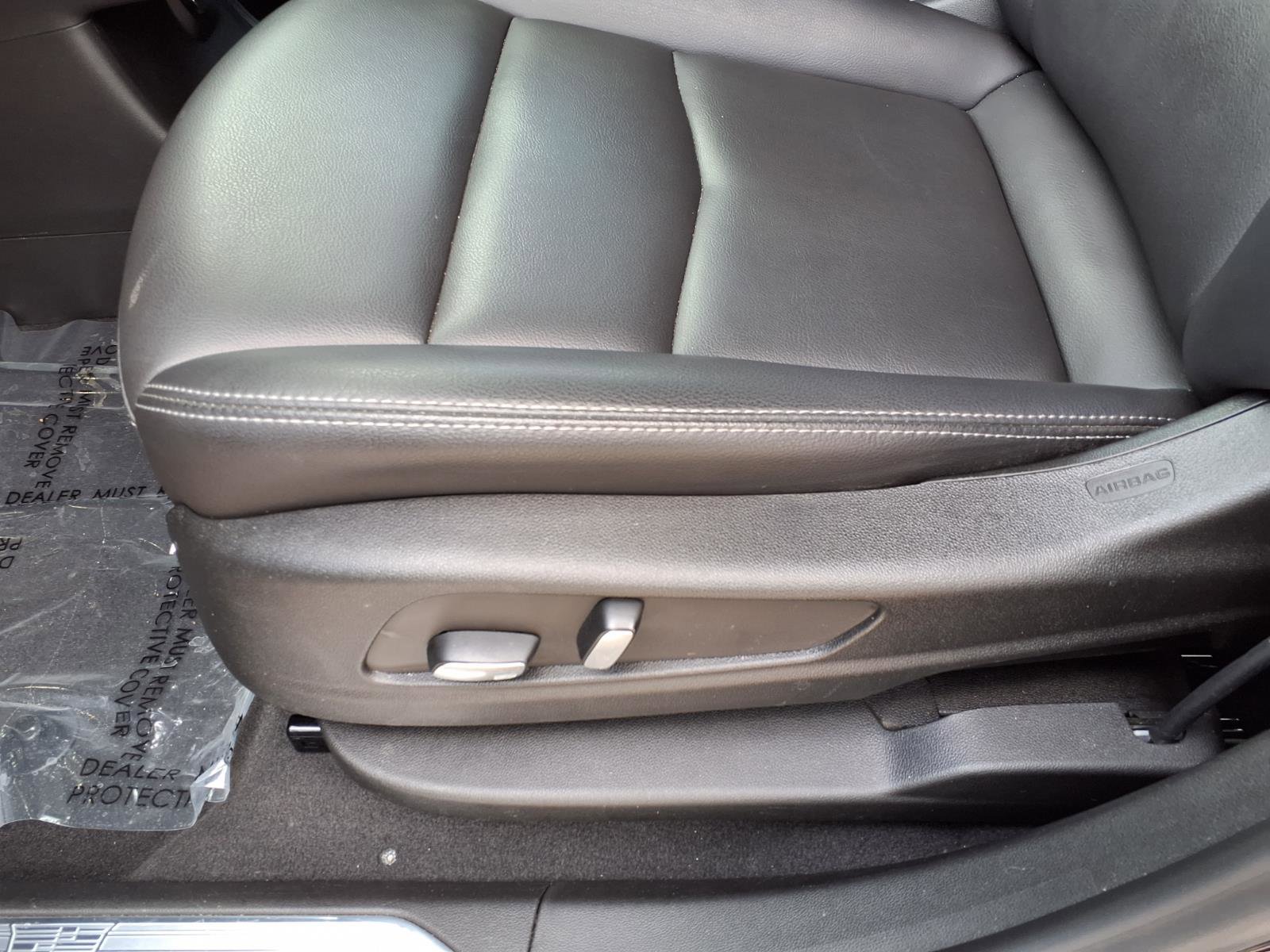 Certified 2022 Cadillac XT5 Luxury image 17