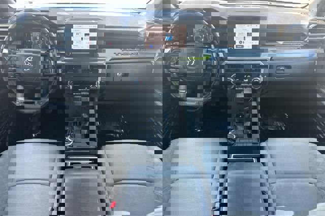 Used 2025 Toyota Tacoma SR5 image 15