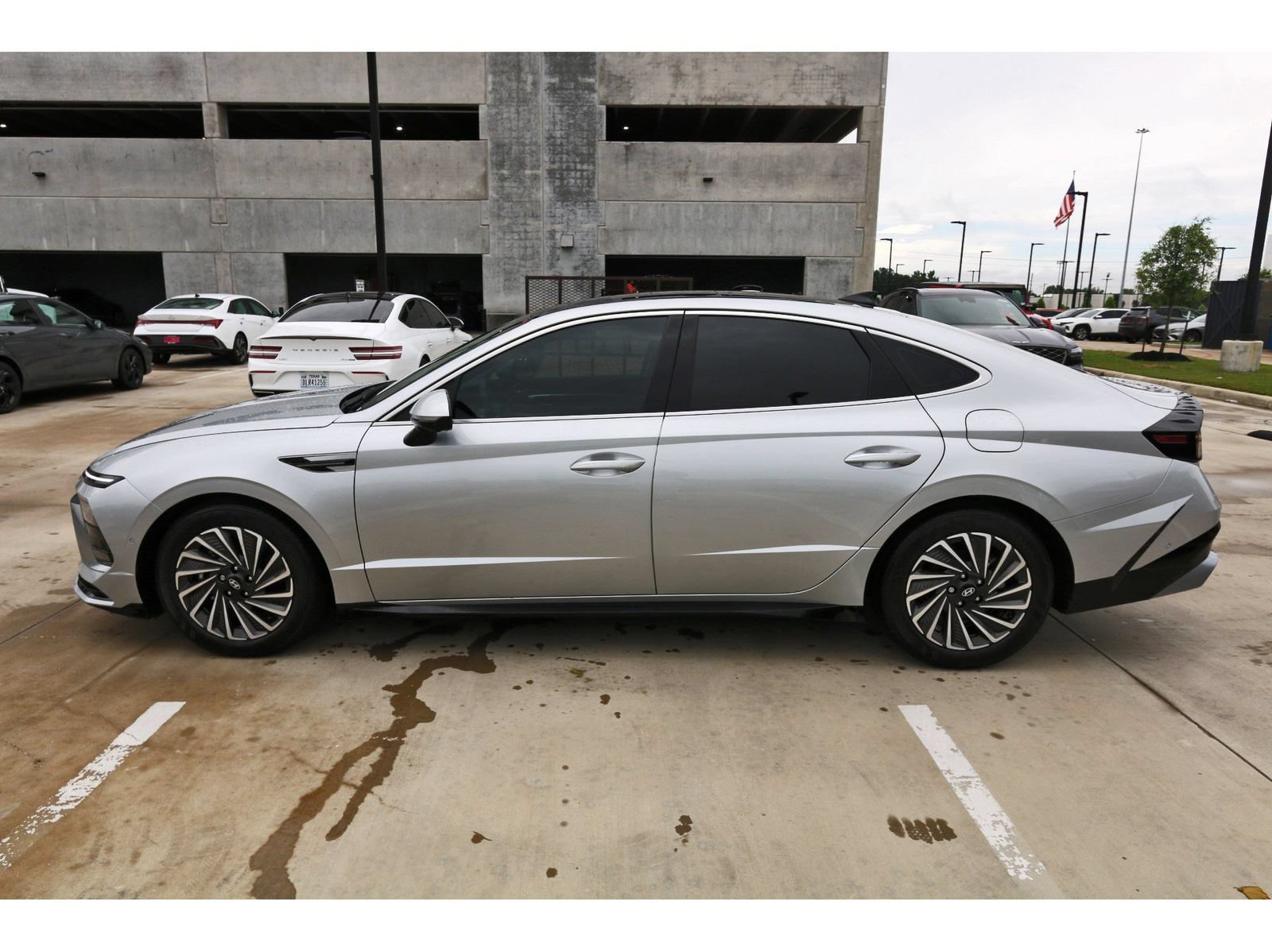 Certified 2025 Hyundai Sonata Limited FWD image 5
