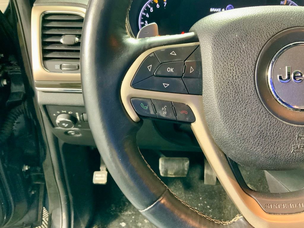 Used 2015 Jeep Grand Cherokee Overland w/ Advanced Technology Group image 23