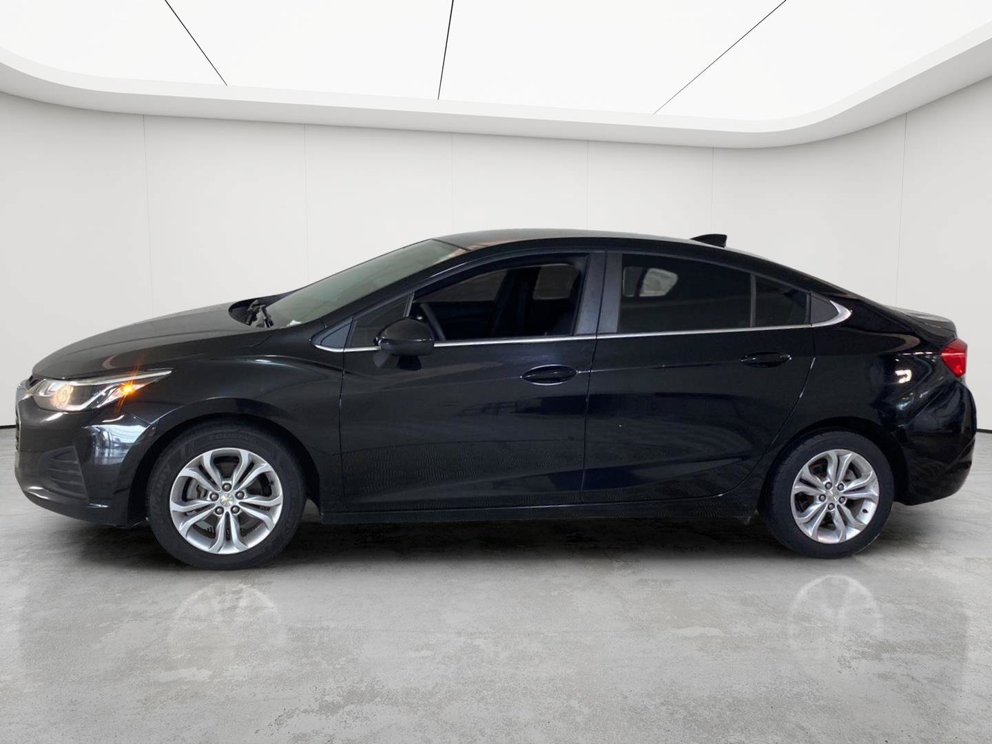 Used 2019 Chevrolet Cruze LT FWD image 42