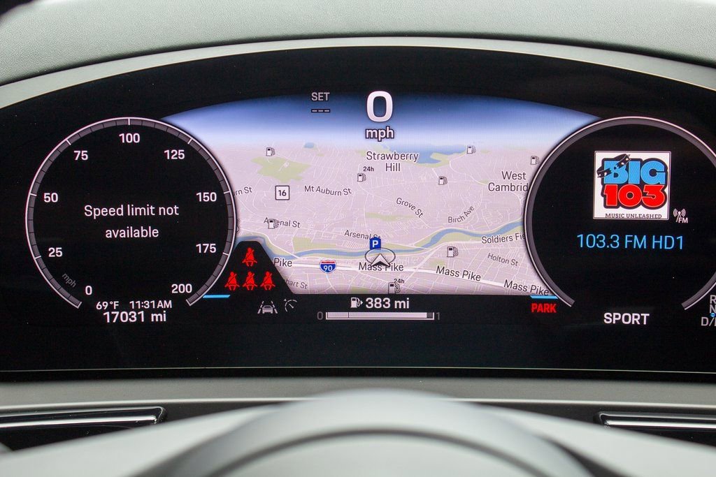 Used 2024 Porsche Cayenne S w/ Premium Package image 15