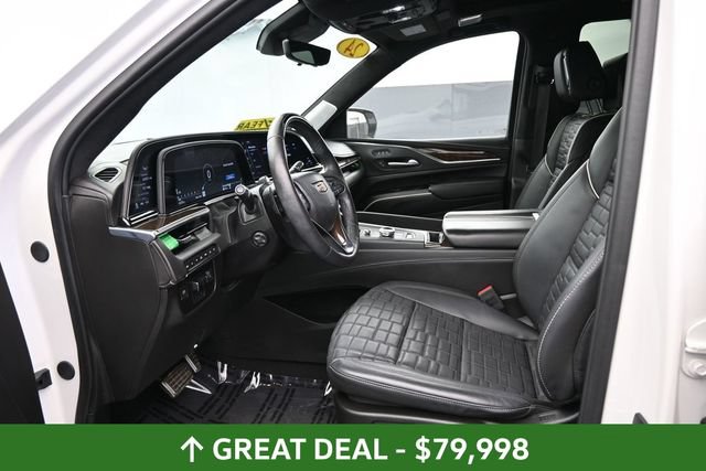 Used 2024 Cadillac Escalade Sport Platinum w/ LPO, Floor Liner Package AWD/4WD image 17