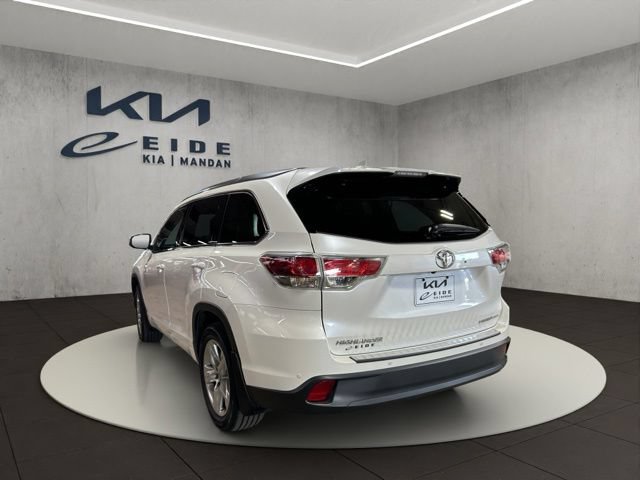 Used 2016 Toyota Highlander Limited AWD/4WD image 10