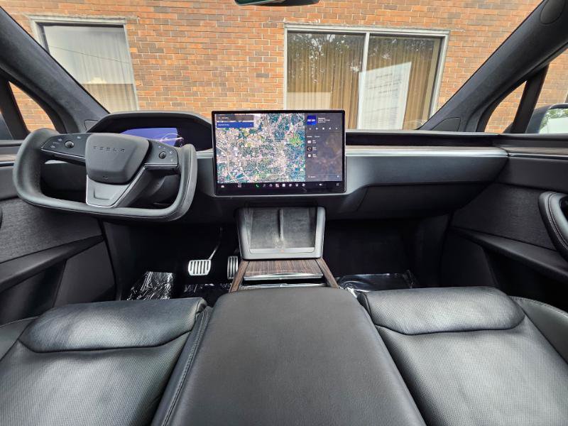Used 2023 Tesla Model X AWD/4WD image 40