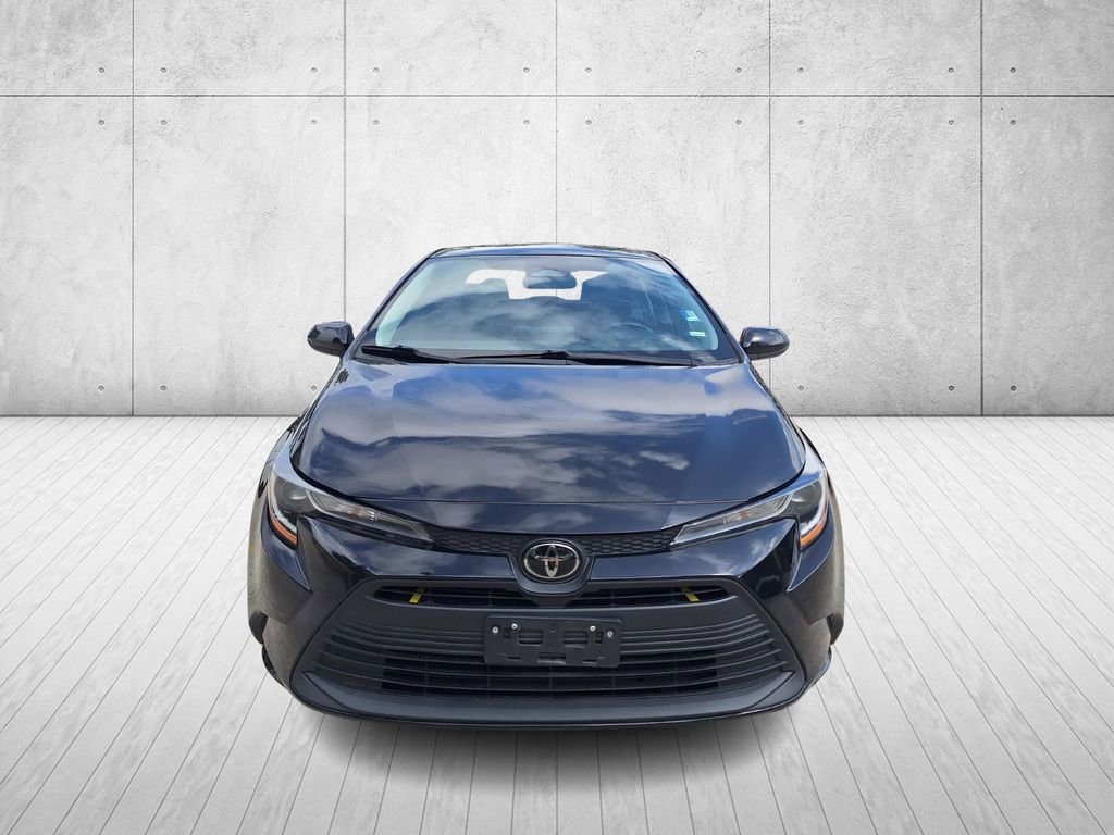 Used 2023 Toyota Corolla LE image 8