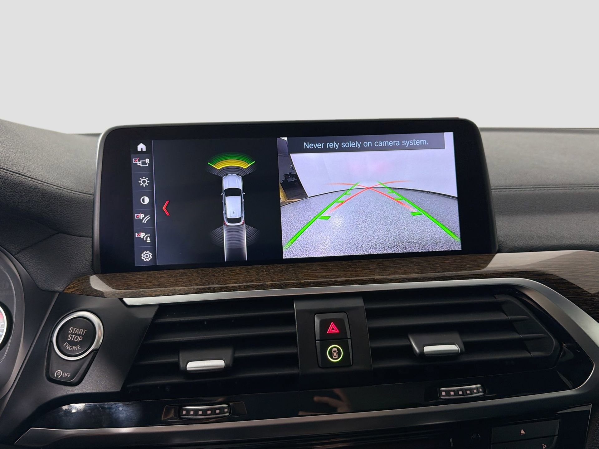 Used 2019 BMW X4 M40i w/ Driving Assistance Package image 15