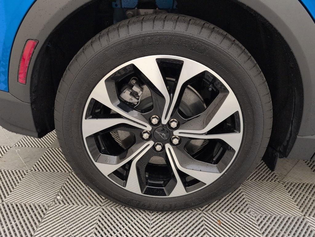 Used 2025 Ford Mustang Mach-E Select w/ Comfort Package Lite image 21